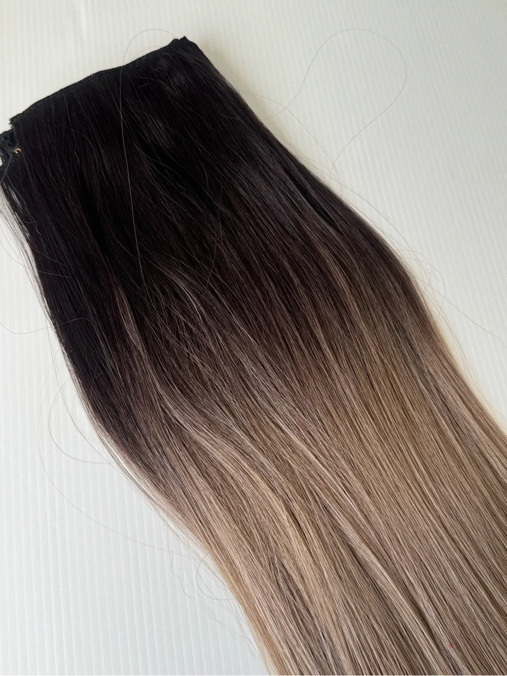 22” Human Hair Blend Clip-In Extensions 3 Piece Ombre Brown Blonde Straight